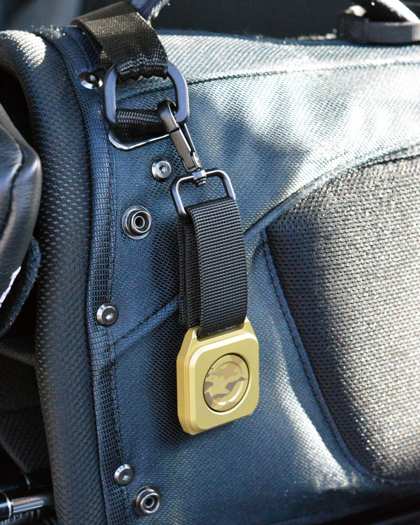 Tag.01 - Magnetic Ball Mark Tag